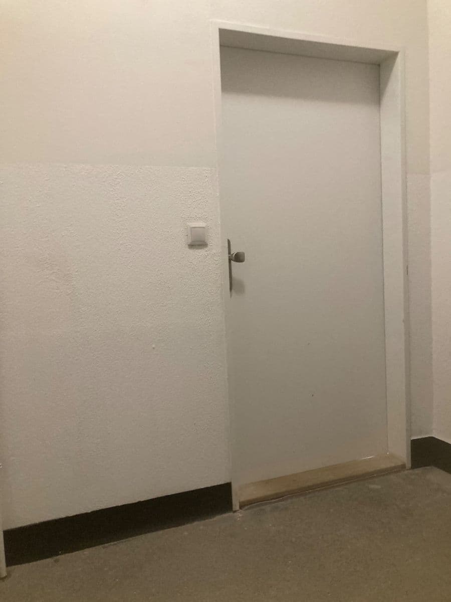 Prodej bytu 1+1 45 m², Jirsíkova, Praha, Praha Prodej bytu 1+1 45 m², Jirsíkova, Praha, Praha
