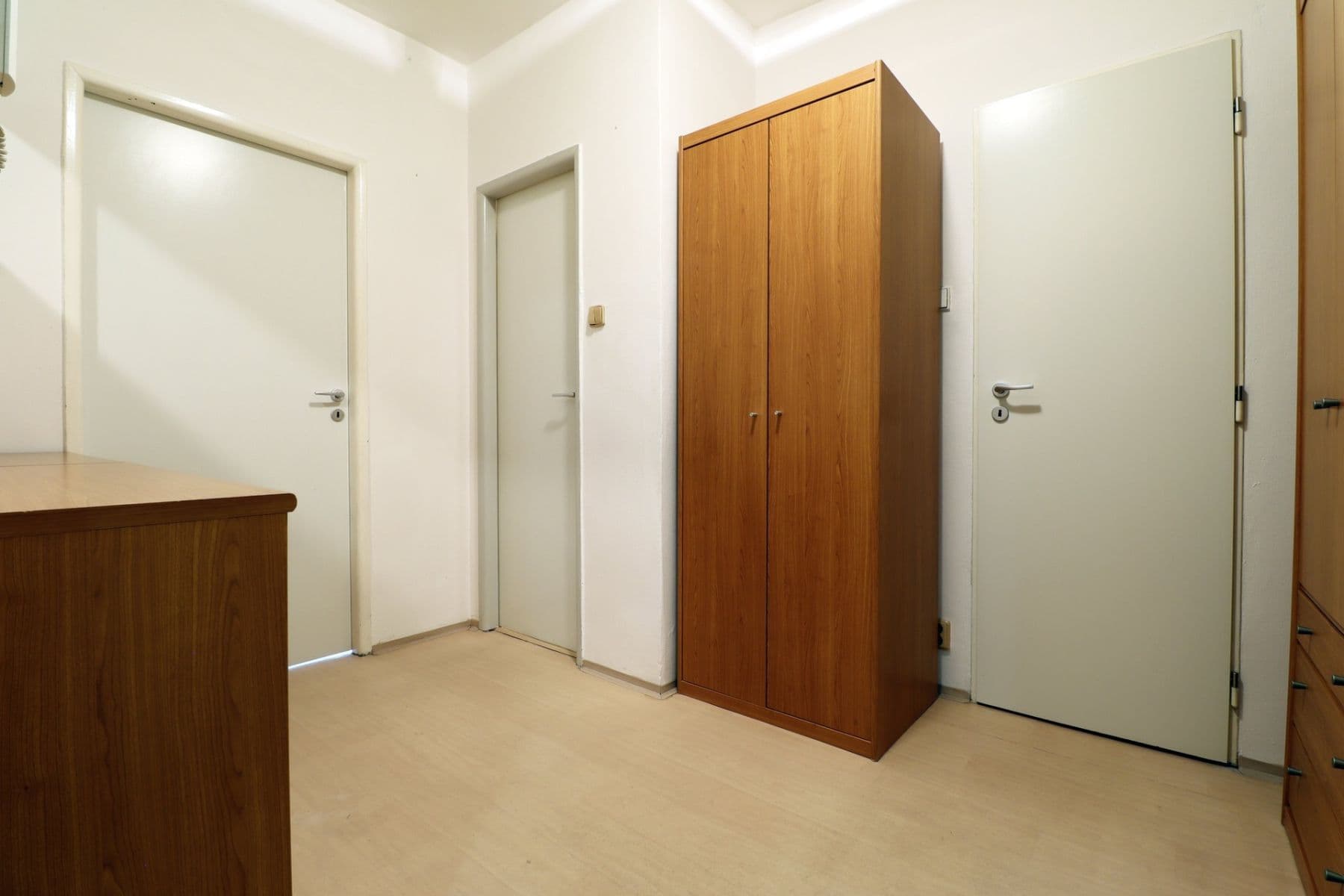 Pronájem bytu 1+kk 40 m², Hlivická, Praha, Praha Pronájem bytu 1+kk 40 m², Hlivická, Praha, Praha