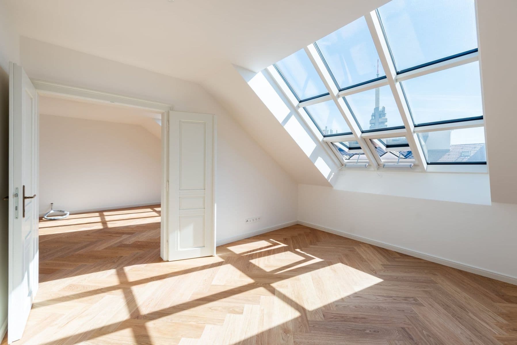 Prodej bytu 2+kk 56 m², Polská, Praha, Praha Prodej bytu 2+kk 56 m², Polská, Praha, Praha
