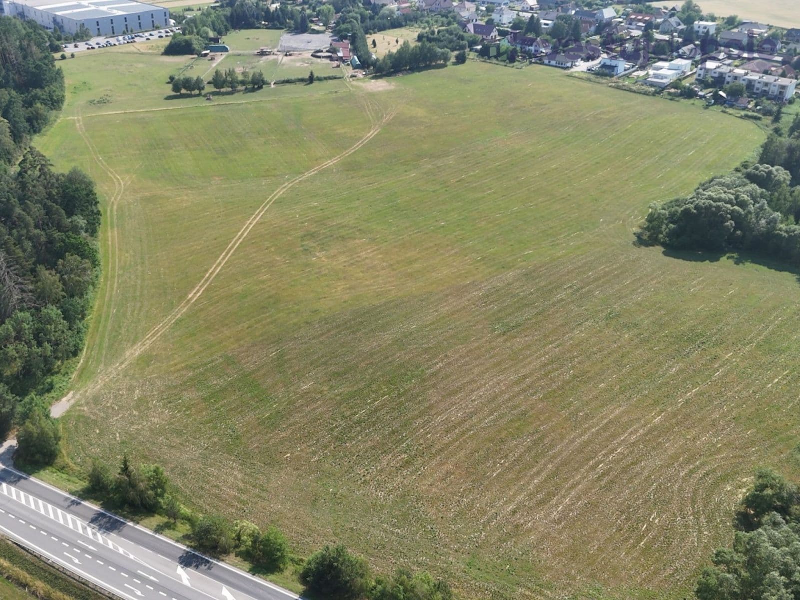 Prodej pozemku 42.972 m², Jihlava, Kraj Vysočina Prodej pozemku 42.972 m², Jihlava, Kraj Vysočina