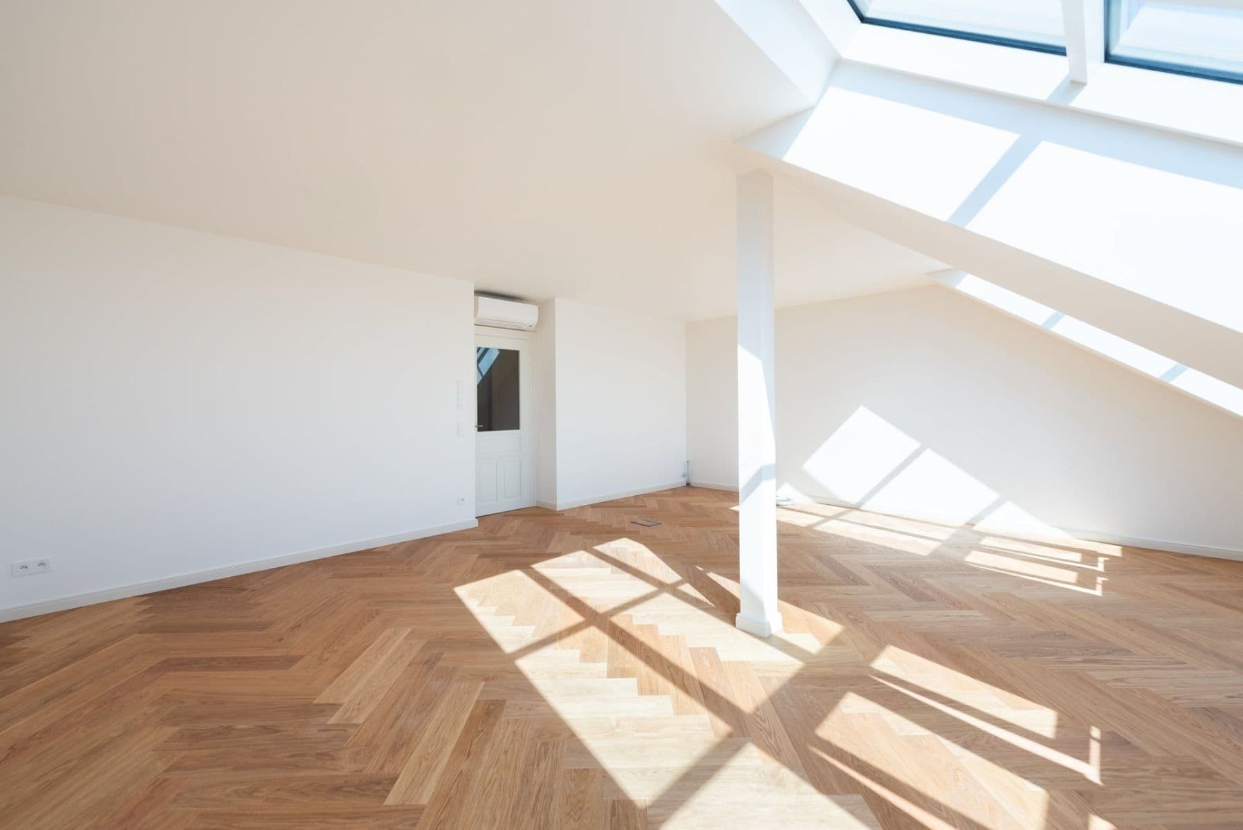 Prodej bytu 2+kk 82 m², Polská, Praha, Praha Prodej bytu 2+kk 82 m², Polská, Praha, Praha
