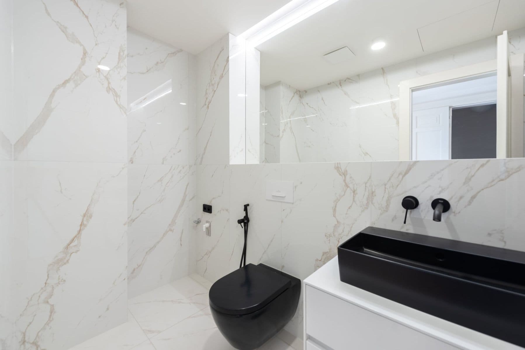 Prodej bytu 2+kk 82 m², Polská, Praha, Praha Prodej bytu 2+kk 82 m², Polská, Praha, Praha