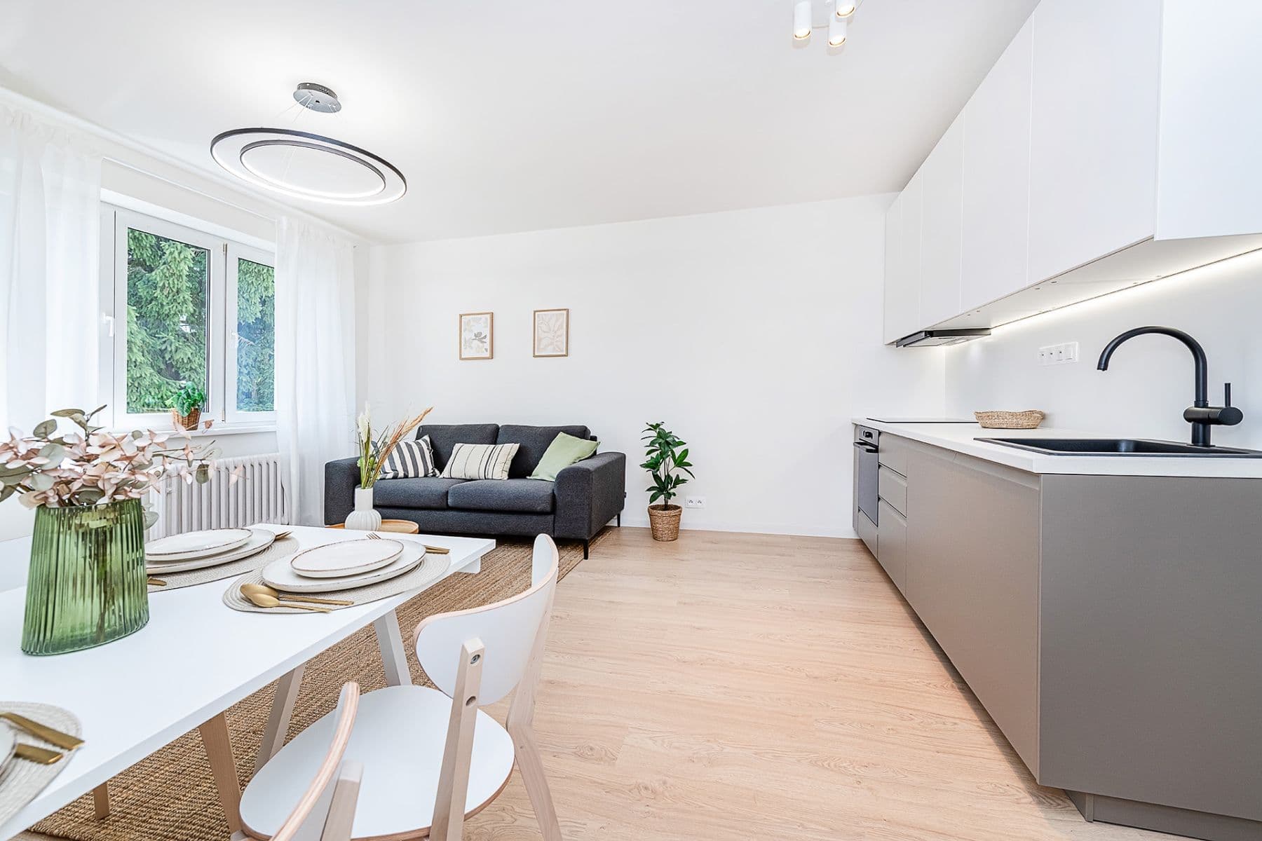 Prodej bytu 3+kk 74 m², Madridská, Praha, Praha Prodej bytu 3+kk 74 m², Madridská, Praha, Praha