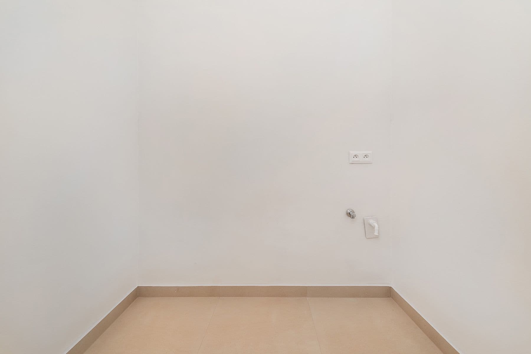 Prodej bytu 3+kk 74 m², Madridská, Praha, Praha Prodej bytu 3+kk 74 m², Madridská, Praha, Praha