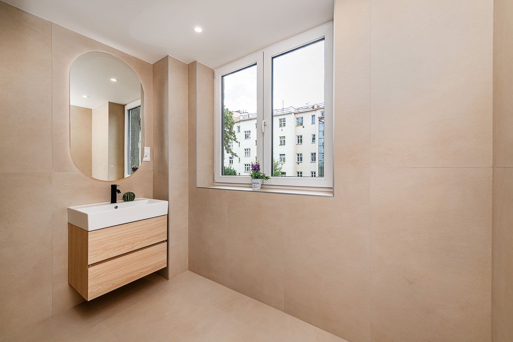 Prodej bytu 3+kk 74 m², Madridská, Praha, Praha Prodej bytu 3+kk 74 m², Madridská, Praha, Praha