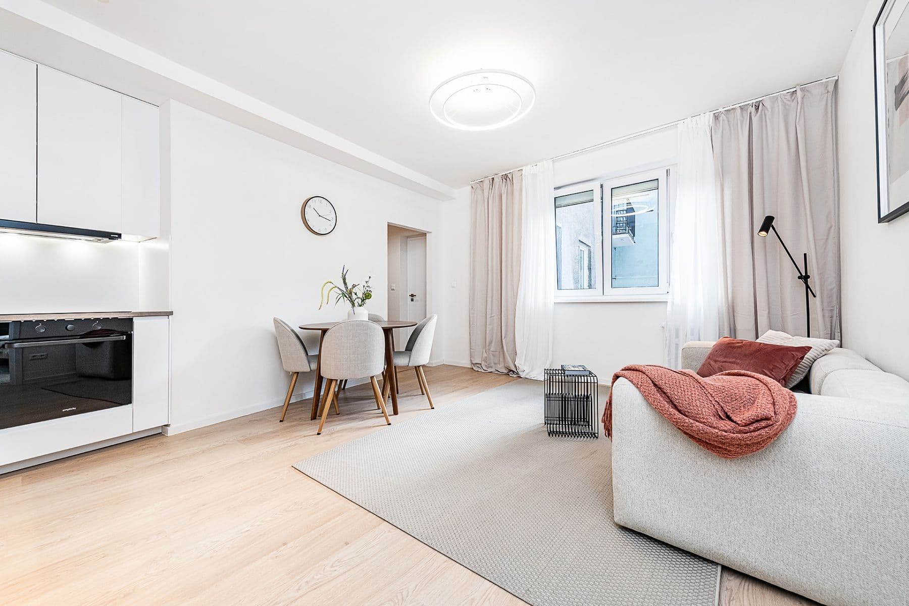Prodej bytu 3+kk 74 m², Madridská, Praha, Praha Prodej bytu 3+kk 74 m², Madridská, Praha, Praha