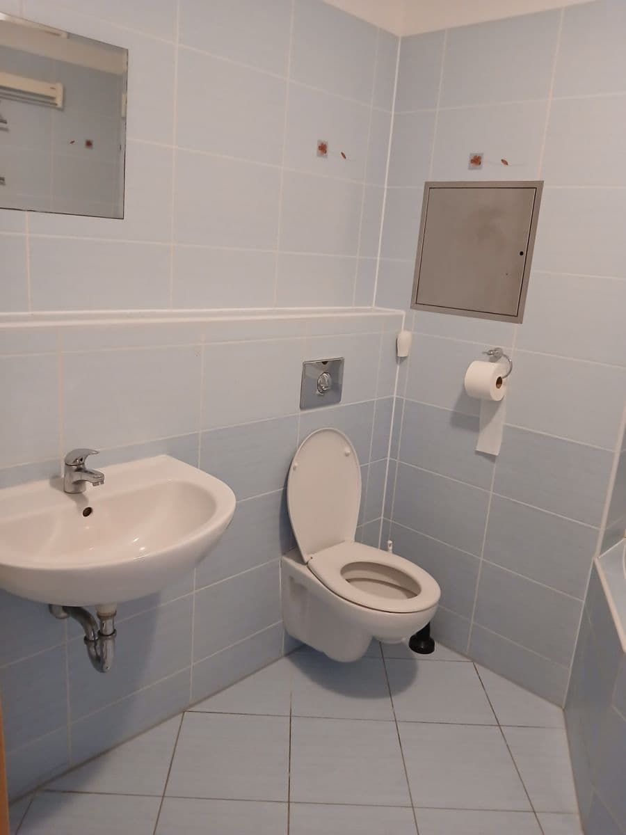 Pronájem bytu 2+kk 51 m², Holubinková, Praha, Praha Pronájem bytu 2+kk 51 m², Holubinková, Praha, Praha