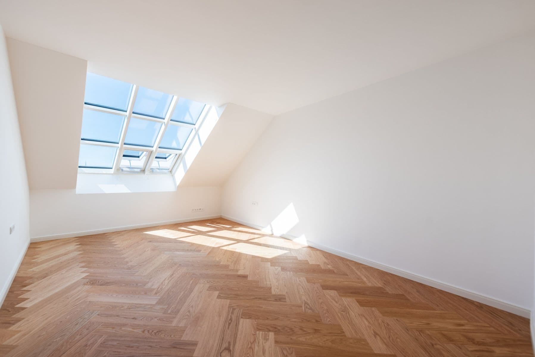 Prodej bytu 2+kk 97 m², Polská, Praha, Praha Prodej bytu 2+kk 97 m², Polská, Praha, Praha