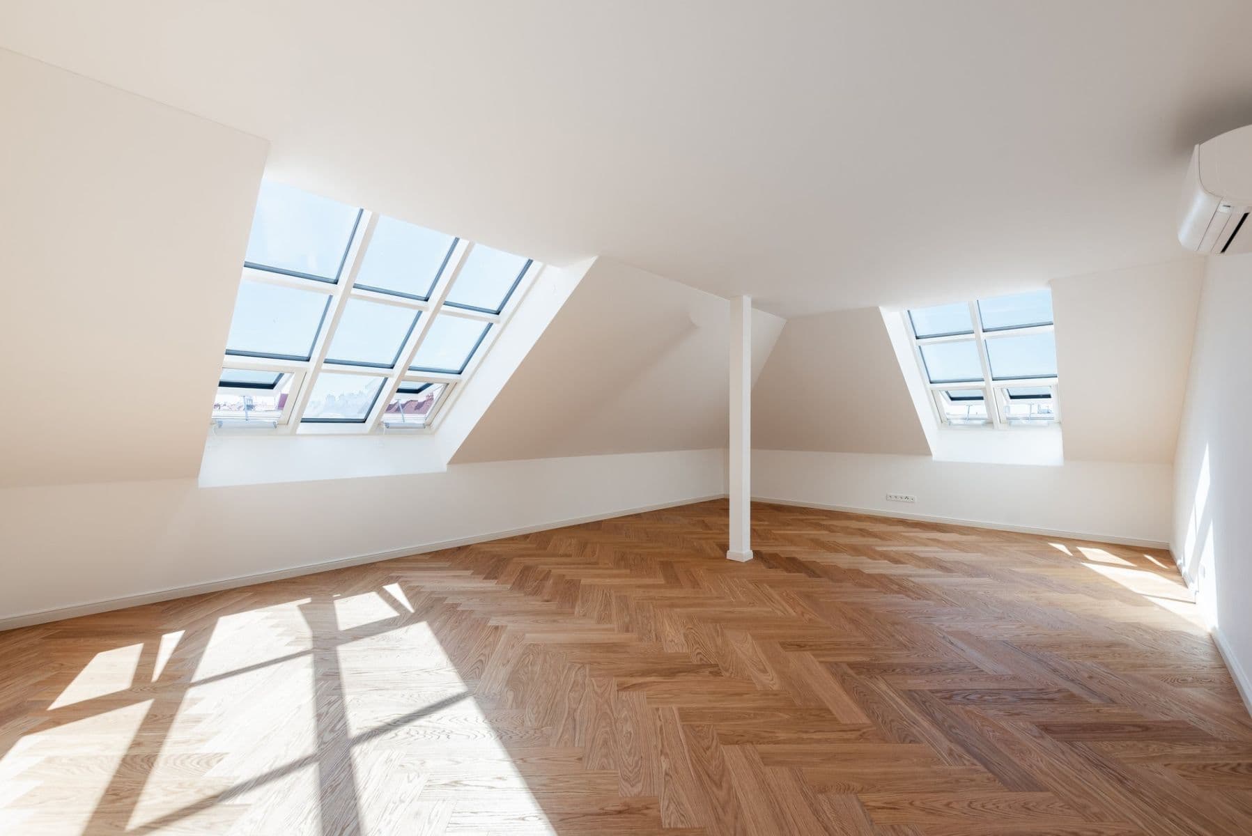 Prodej bytu 2+kk 97 m², Polská, Praha, Praha Prodej bytu 2+kk 97 m², Polská, Praha, Praha