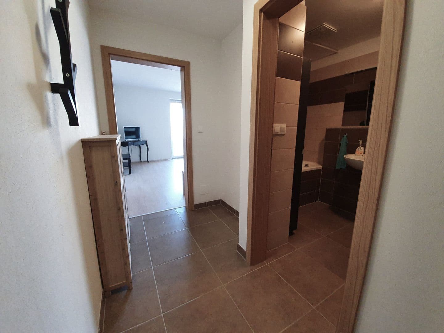 Pronájem bytu 32 m², Ječná, Hostivice, Středočeský kraj Pronájem bytu 32 m², Ječná, Hostivice, Středočeský kraj