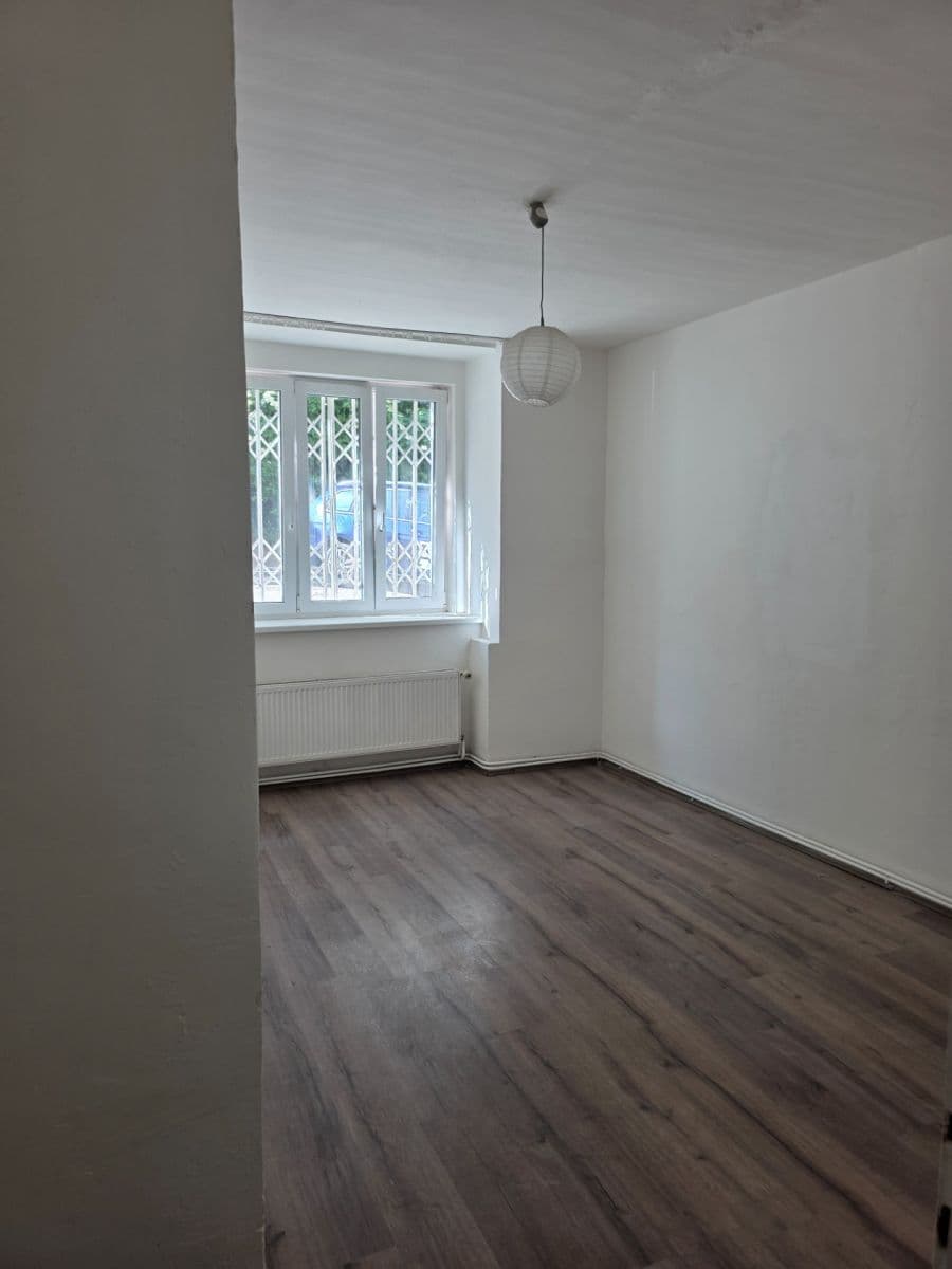 Prodej bytu 3+kk 63 m², Pod Labuťkou, Praha, Praha Prodej bytu 3+kk 63 m², Pod Labuťkou, Praha, Praha