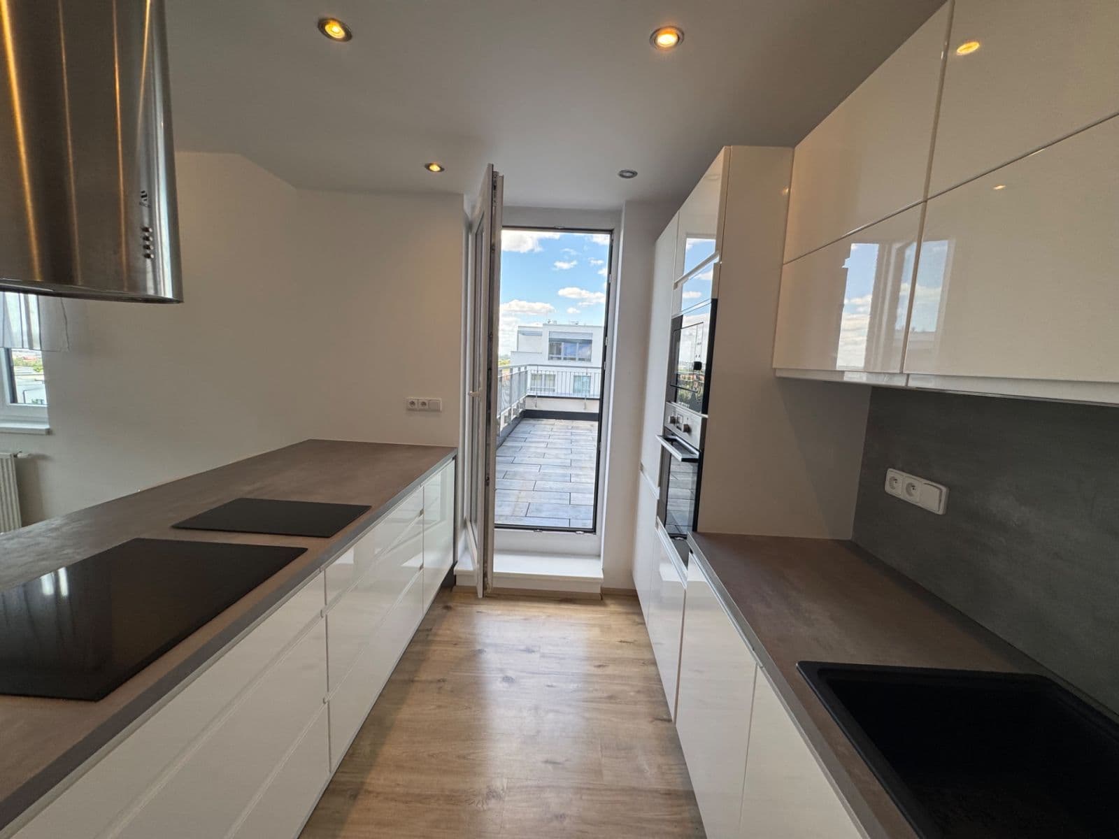 Prodej bytu 2+kk 56 m², Honzíkova, Praha, Praha Prodej bytu 2+kk 56 m², Honzíkova, Praha, Praha