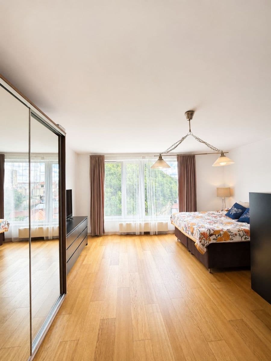 Pronájem bytu 1+kk 39 m², Nuselská, Praha, Praha Pronájem bytu 1+kk 39 m², Nuselská, Praha, Praha