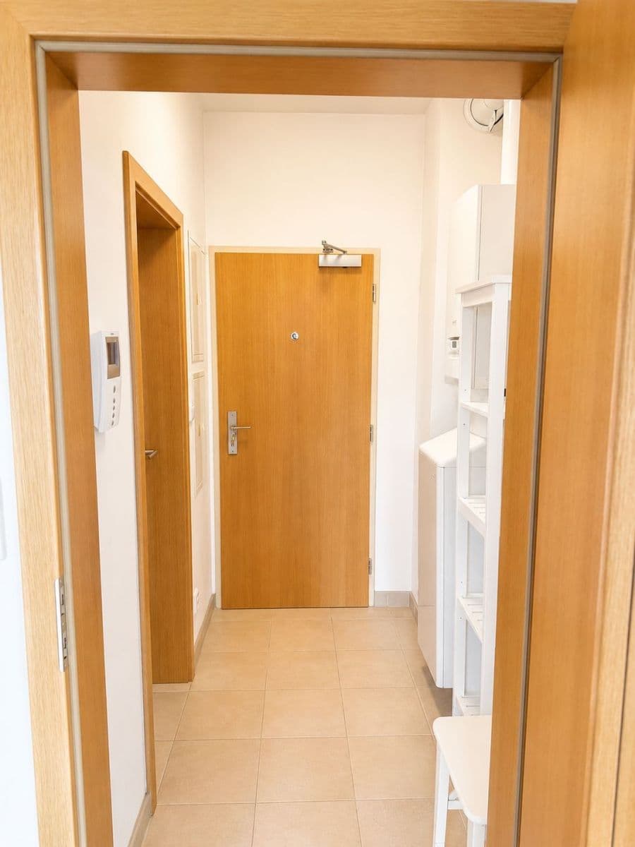 Pronájem bytu 1+kk 39 m², Nuselská, Praha, Praha Pronájem bytu 1+kk 39 m², Nuselská, Praha, Praha