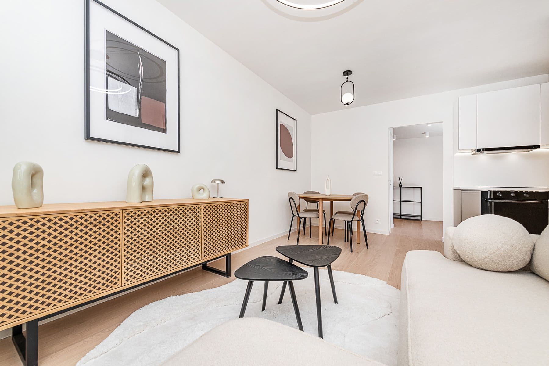 Prodej bytu 3+kk 87 m², Komunardů, Praha, Praha Prodej bytu 3+kk 87 m², Komunardů, Praha, Praha