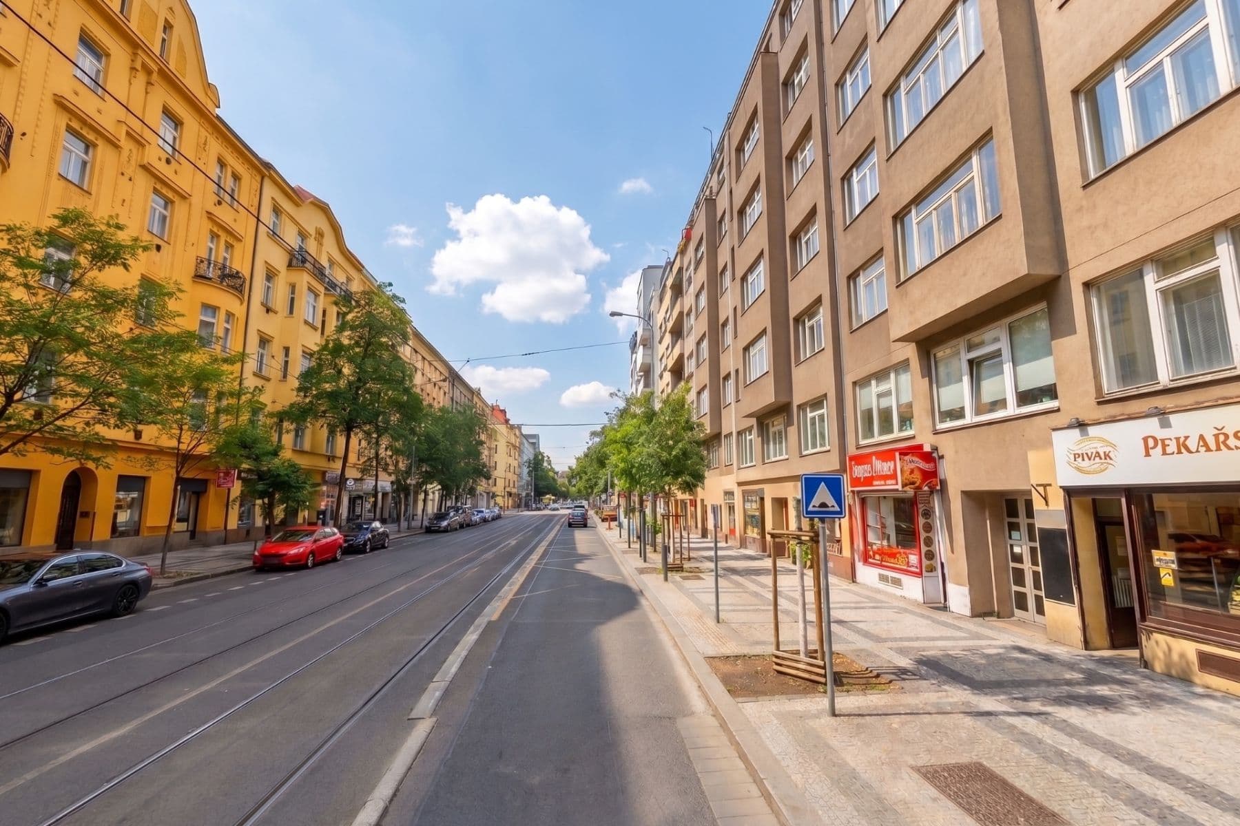 Prodej bytu 3+kk 87 m², Komunardů, Praha, Praha Prodej bytu 3+kk 87 m², Komunardů, Praha, Praha