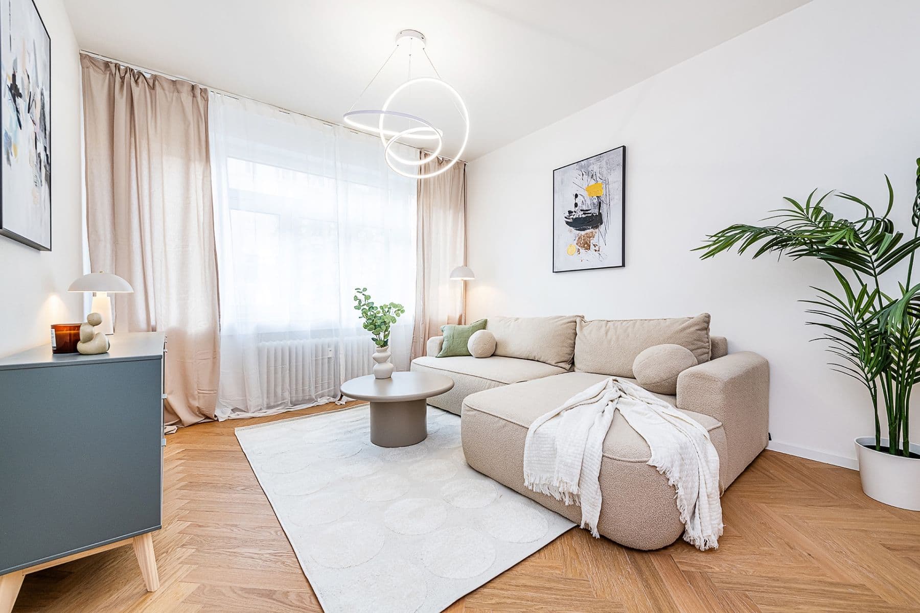 Prodej bytu 3+kk 90 m², Komunardů, Praha, Praha Prodej bytu 3+kk 90 m², Komunardů, Praha, Praha