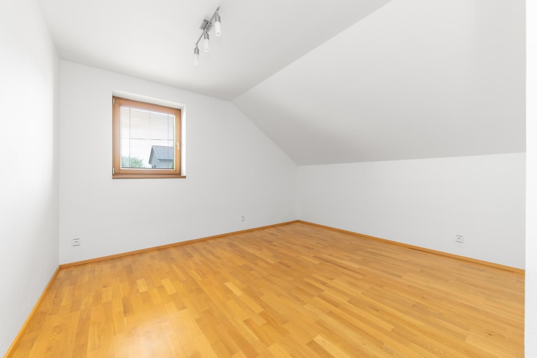Prodej domu 178 m², pozemek 740 m², Ke Vsisku, Velký Týnec, Olomoucký kraj Prodej domu 178 m², pozemek 740 m², Ke Vsisku, Velký Týnec, Olomoucký kraj