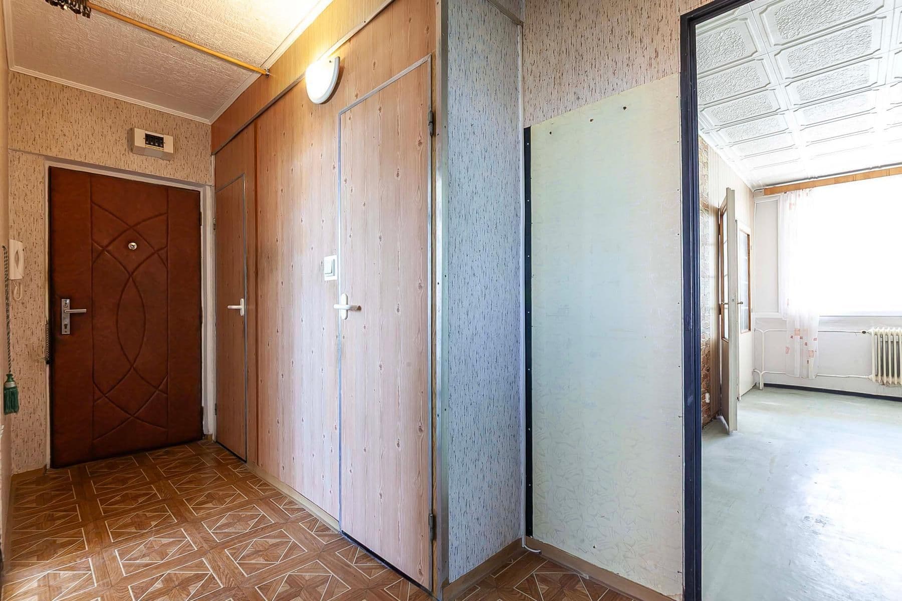 Prodej bytu 3+1 60 m², Vodárenská, Kladno, Středočeský kraj Prodej bytu 3+1 60 m², Vodárenská, Kladno, Středočeský kraj