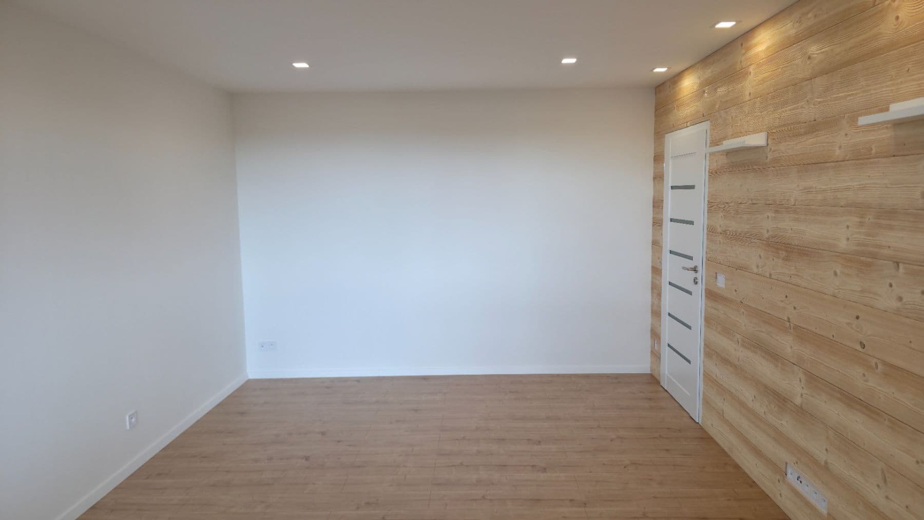 Pronájem bytu 1+kk 34 m², Tomanova, Slaný, Středočeský kraj Pronájem bytu 1+kk 34 m², Tomanova, Slaný, Středočeský kraj