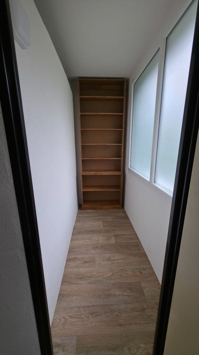 Pronájem bytu 1+kk 34 m², Tomanova, Slaný, Středočeský kraj Pronájem bytu 1+kk 34 m², Tomanova, Slaný, Středočeský kraj