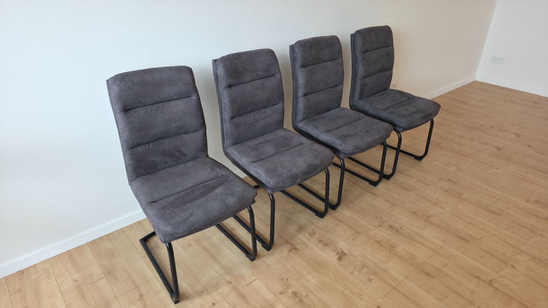Pronájem bytu 1+kk 34 m², Tomanova, Slaný, Středočeský kraj Pronájem bytu 1+kk 34 m², Tomanova, Slaný, Středočeský kraj