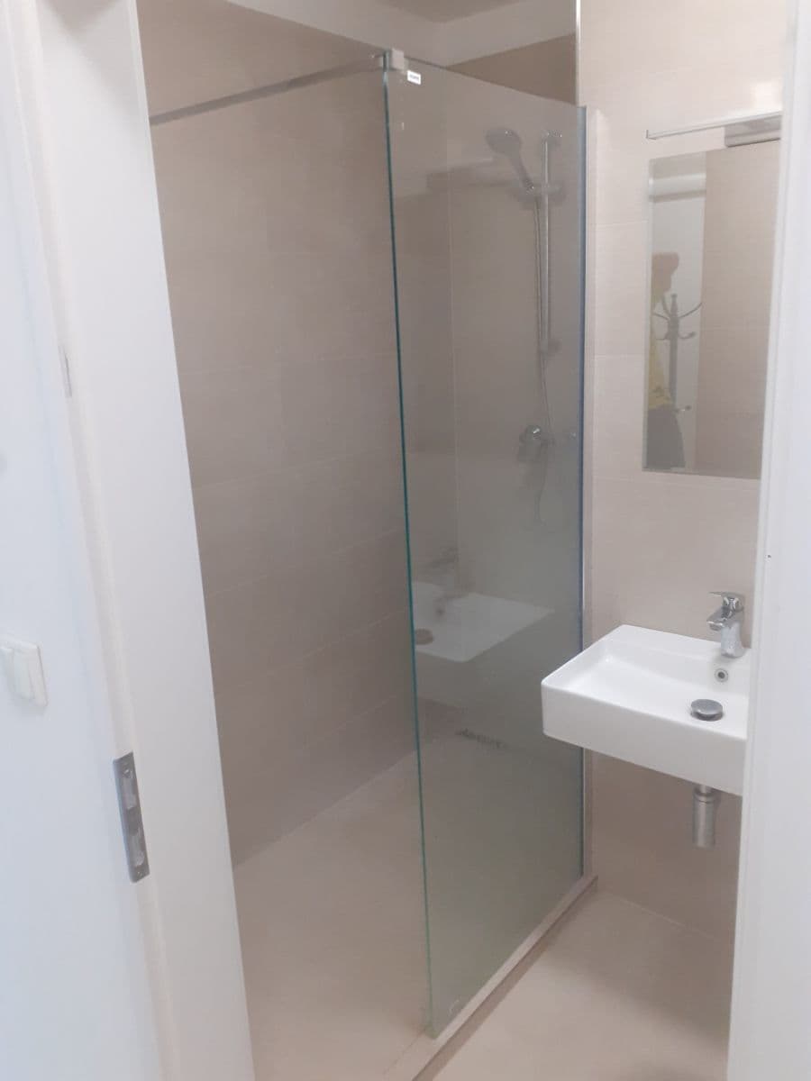 Pronájem bytu 2+kk 57 m², Nádražní, Vrané nad Vltavou, Středočeský kraj Pronájem bytu 2+kk 57 m², Nádražní, Vrané nad Vltavou, Středočeský kraj