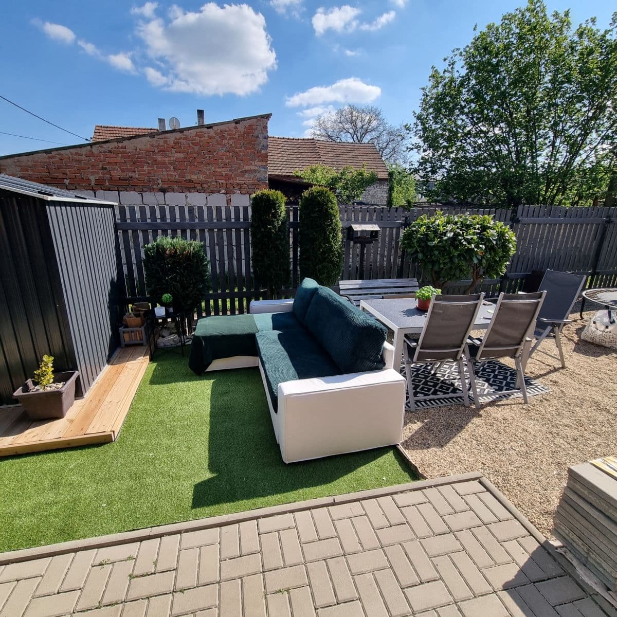 Prodej domu 157 m², pozemek 269 m², 23711, Milý, Středočeský kraj Prodej domu 157 m², pozemek 269 m², 23711, Milý, Středočeský kraj