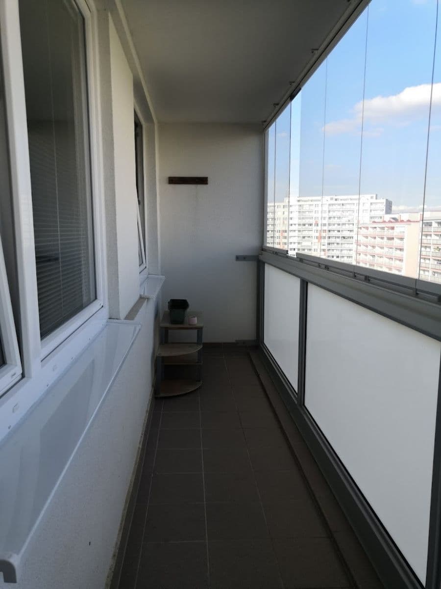 Pronájem bytu 3+1 78 m², Hrabákova, Praha, Praha Pronájem bytu 3+1 78 m², Hrabákova, Praha, Praha