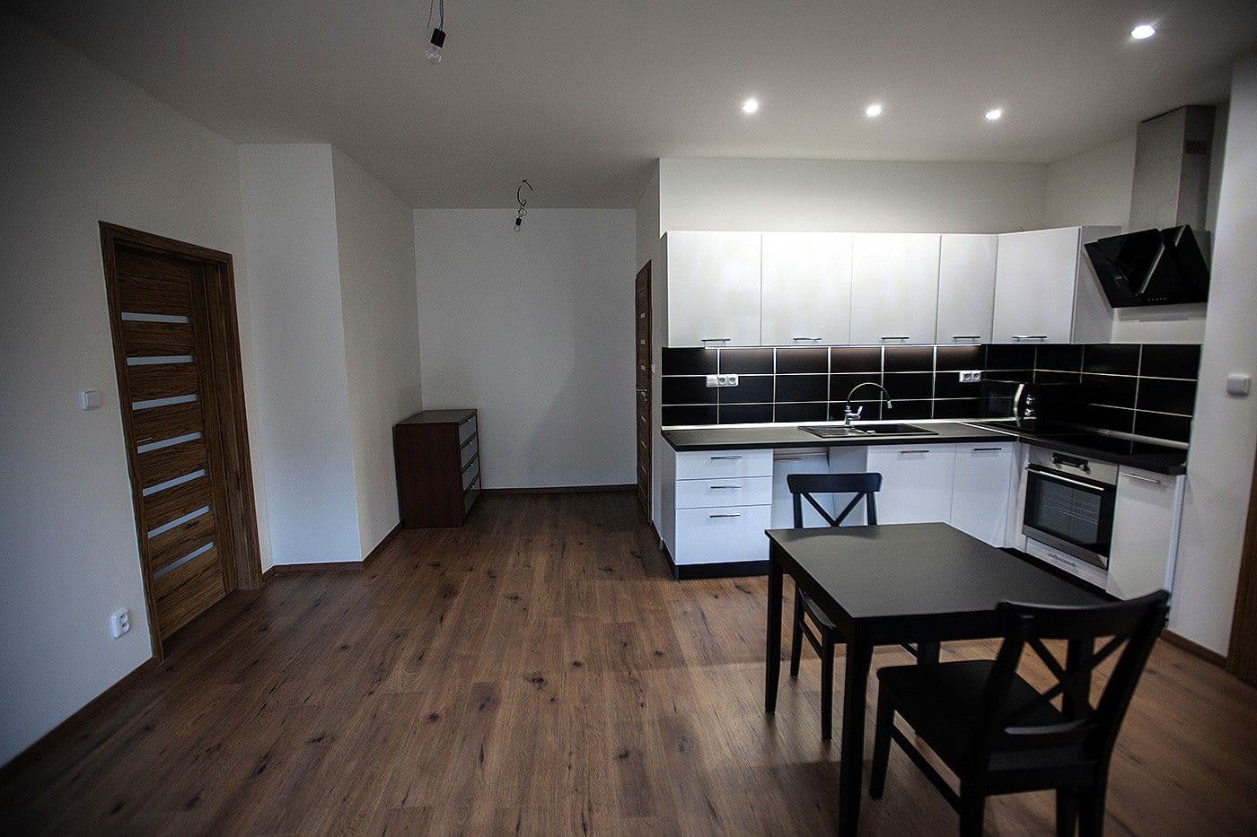 Pronájem bytu 2+kk 55 m², Máchova, Jablonec nad Nisou, Liberecký kraj Pronájem bytu 2+kk 55 m², Máchova, Jablonec nad Nisou, Liberecký kraj