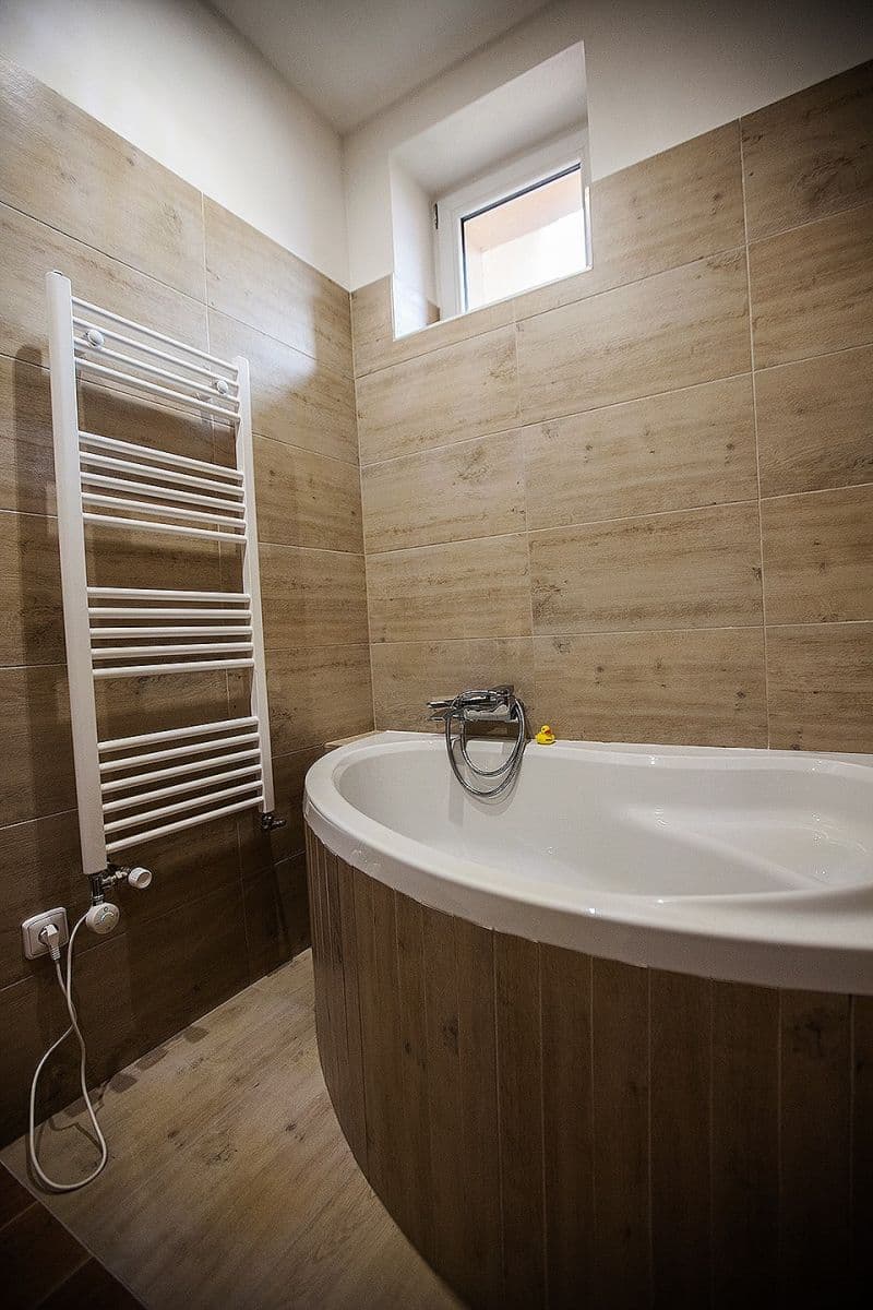 Pronájem bytu 2+kk 55 m², Máchova, Jablonec nad Nisou, Liberecký kraj Pronájem bytu 2+kk 55 m², Máchova, Jablonec nad Nisou, Liberecký kraj