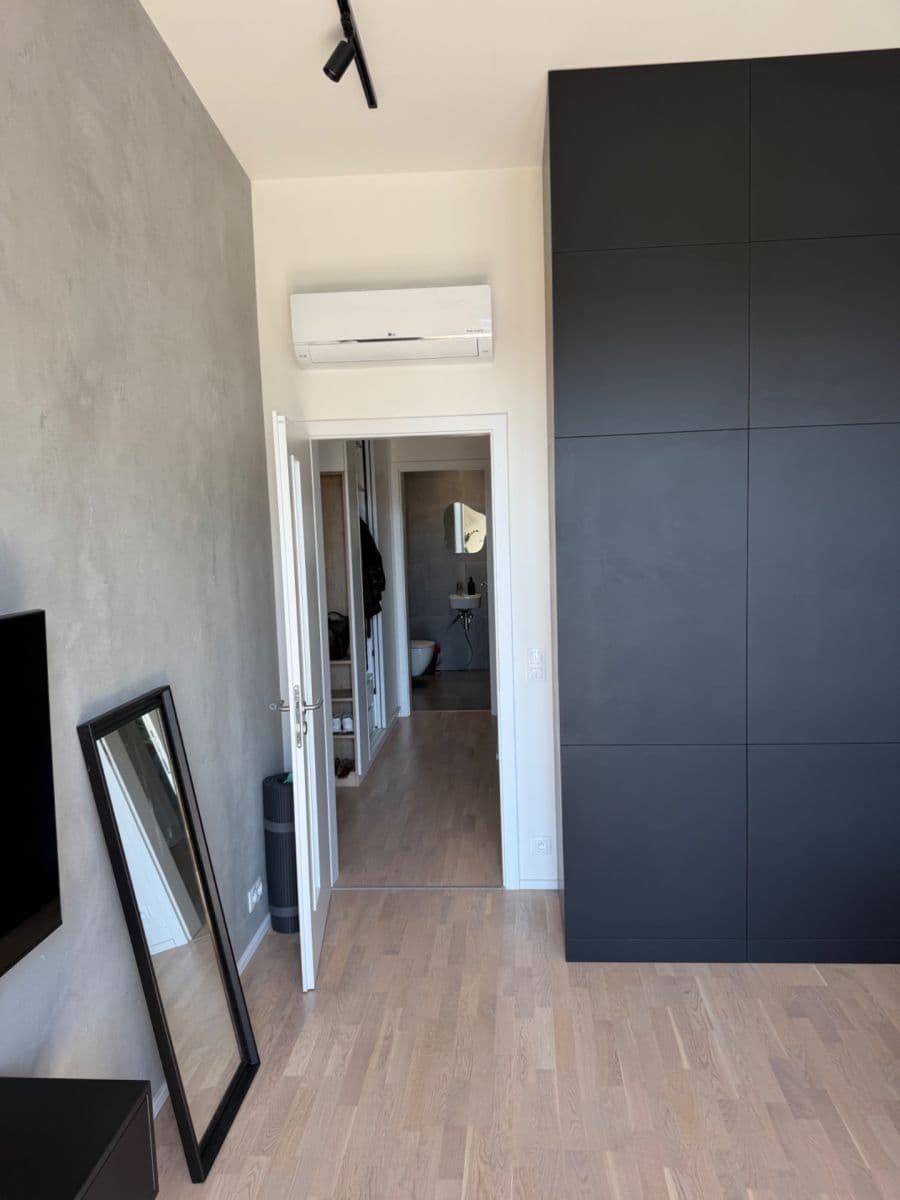 Pronájem bytu 2+kk 49 m², Červená báň, Praha, Praha Pronájem bytu 2+kk 49 m², Červená báň, Praha, Praha