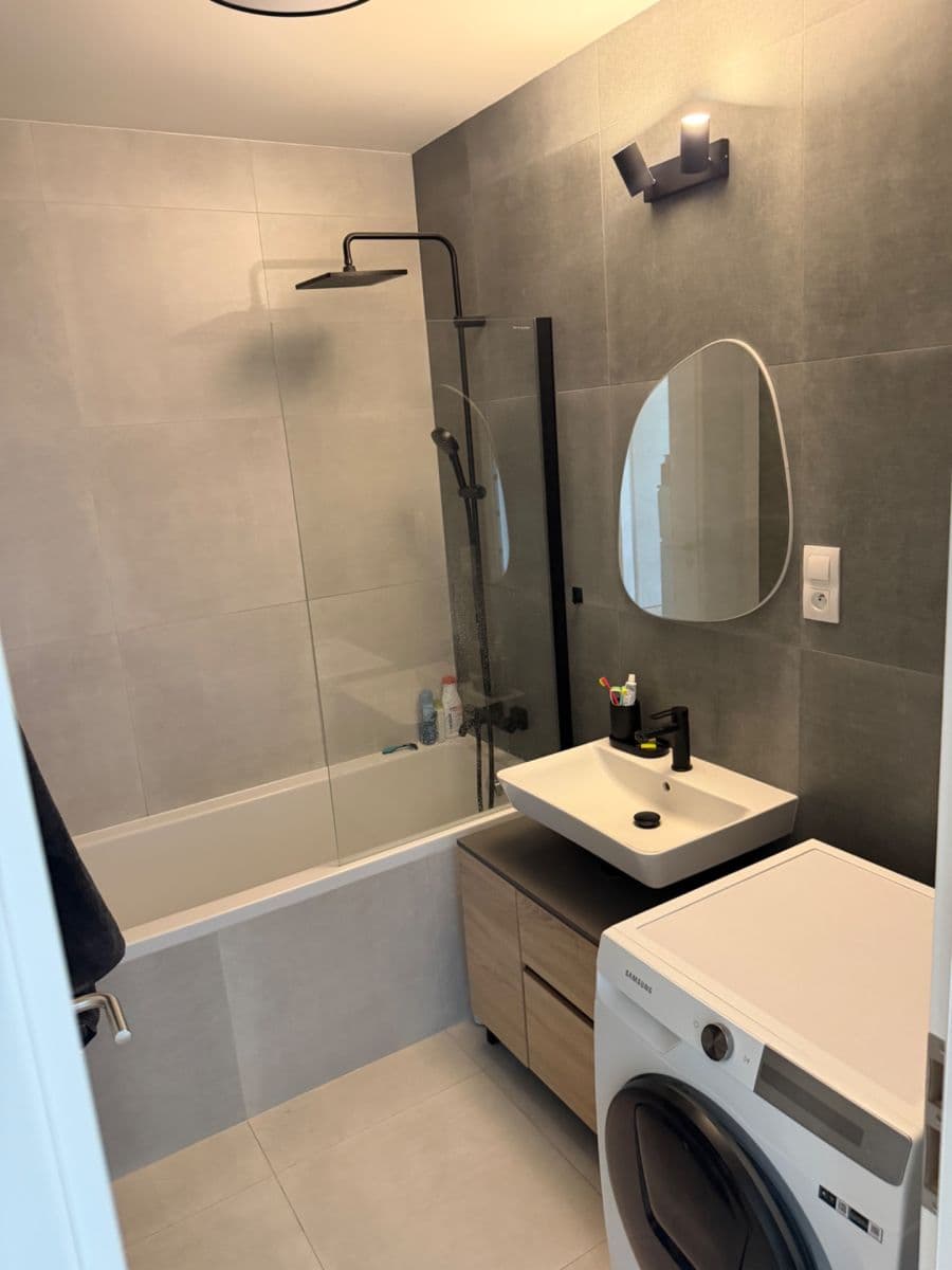 Pronájem bytu 2+kk 49 m², Červená báň, Praha, Praha Pronájem bytu 2+kk 49 m², Červená báň, Praha, Praha