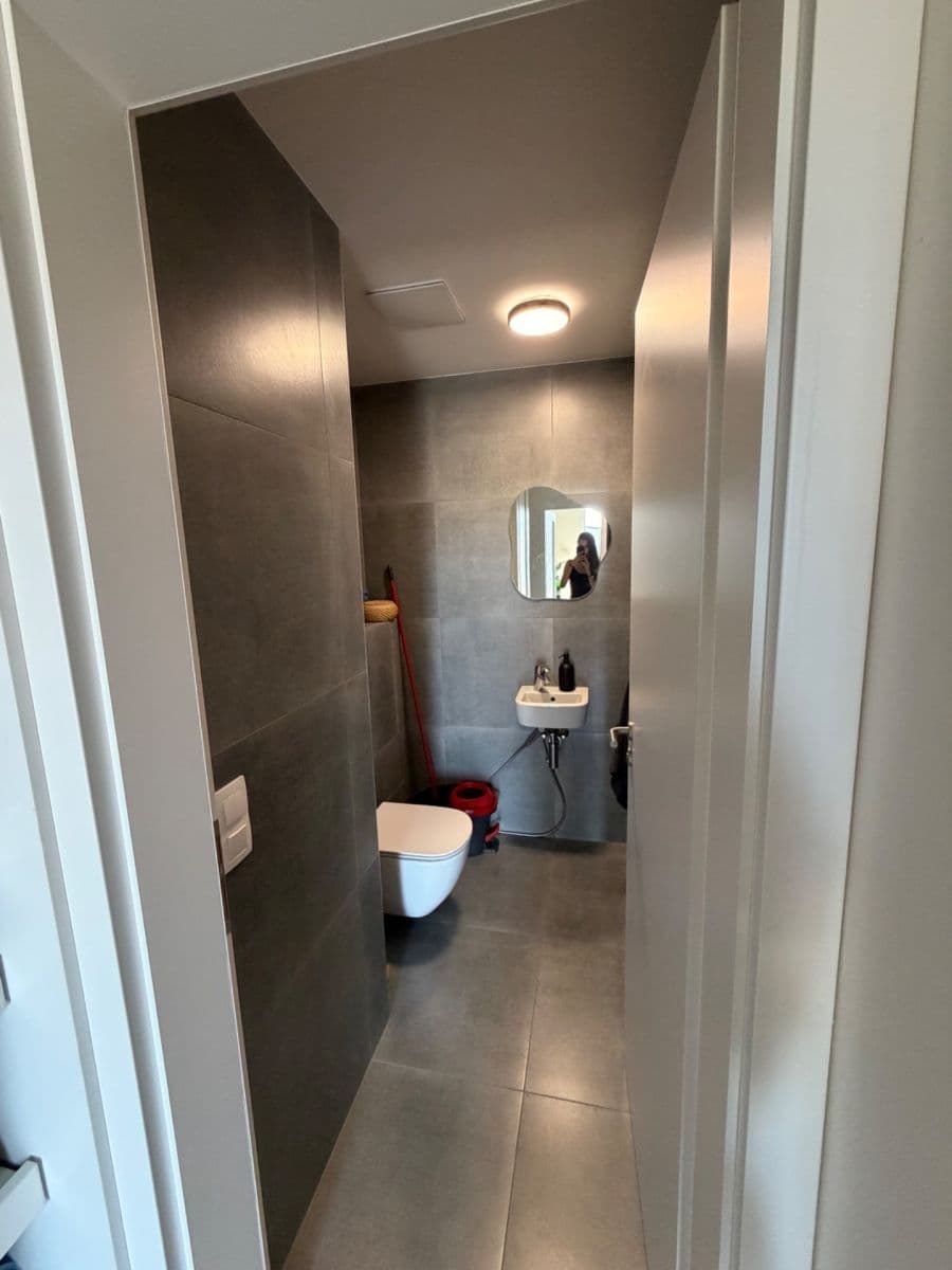 Pronájem bytu 2+kk 49 m², Červená báň, Praha, Praha Pronájem bytu 2+kk 49 m², Červená báň, Praha, Praha
