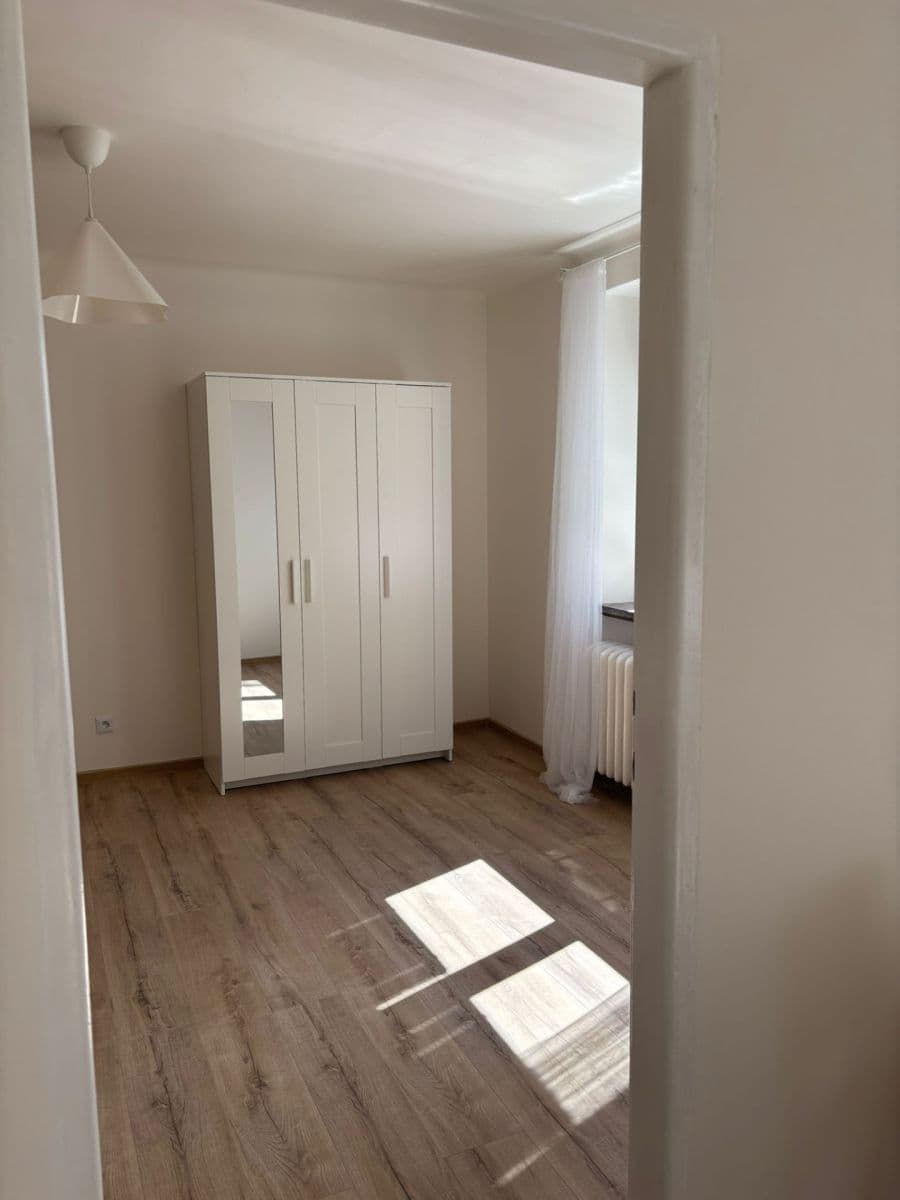 Pronájem bytu 1+1 32 m², Vítězná, Kladno, Středočeský kraj Pronájem bytu 1+1 32 m², Vítězná, Kladno, Středočeský kraj