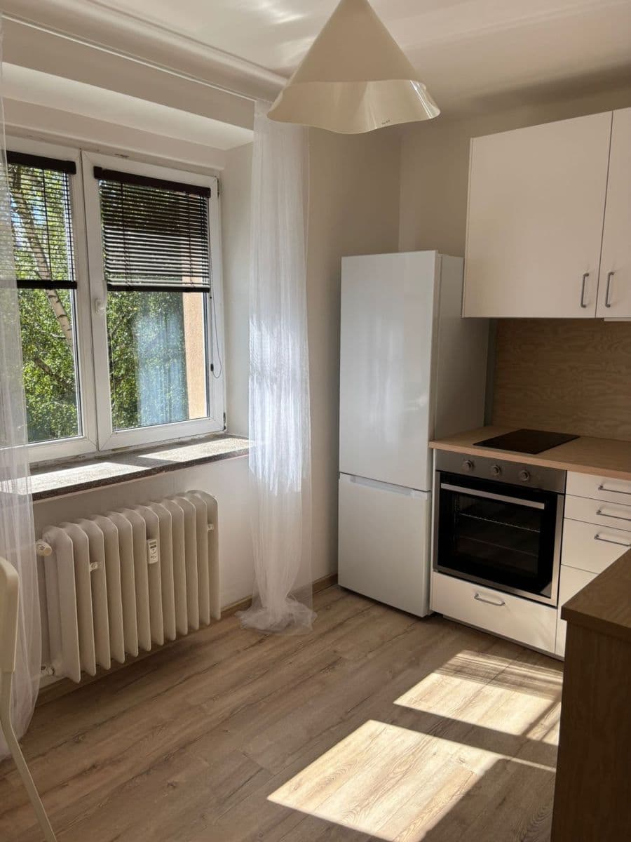 Pronájem bytu 1+1 32 m², Vítězná, Kladno, Středočeský kraj Pronájem bytu 1+1 32 m², Vítězná, Kladno, Středočeský kraj