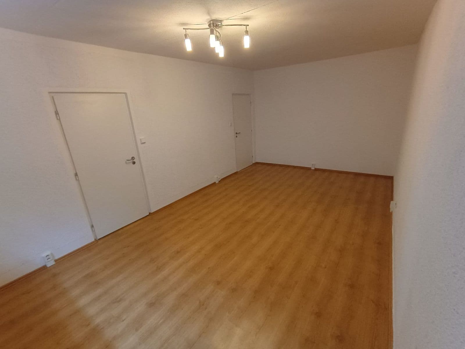 Pronájem bytu 2+1 65 m², Krátká, Lovosice, Ústecký kraj Pronájem bytu 2+1 65 m², Krátká, Lovosice, Ústecký kraj