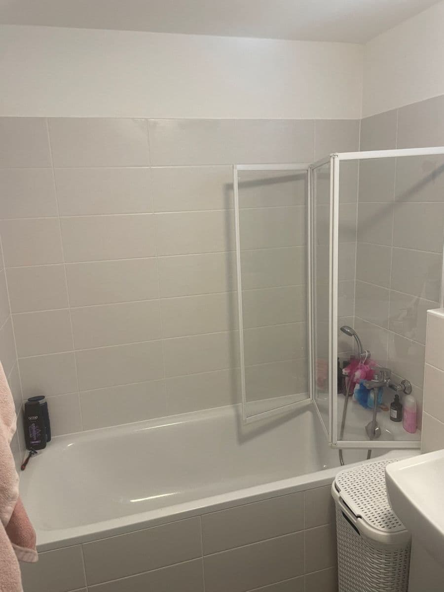 Pronájem bytu 2+kk 54 m², Edmunda Husserla, Olomouc, Olomoucký kraj Pronájem bytu 2+kk 54 m², Edmunda Husserla, Olomouc, Olomoucký kraj