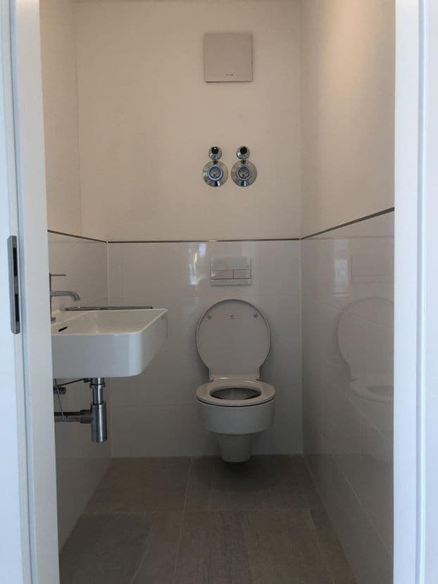 Prodej bytu 3+1 87 m², Gleiwitzer Str. 1a, Erlangen, Bavorsko Prodej bytu 3+1 87 m², Gleiwitzer Str. 1a, Erlangen, Bavorsko