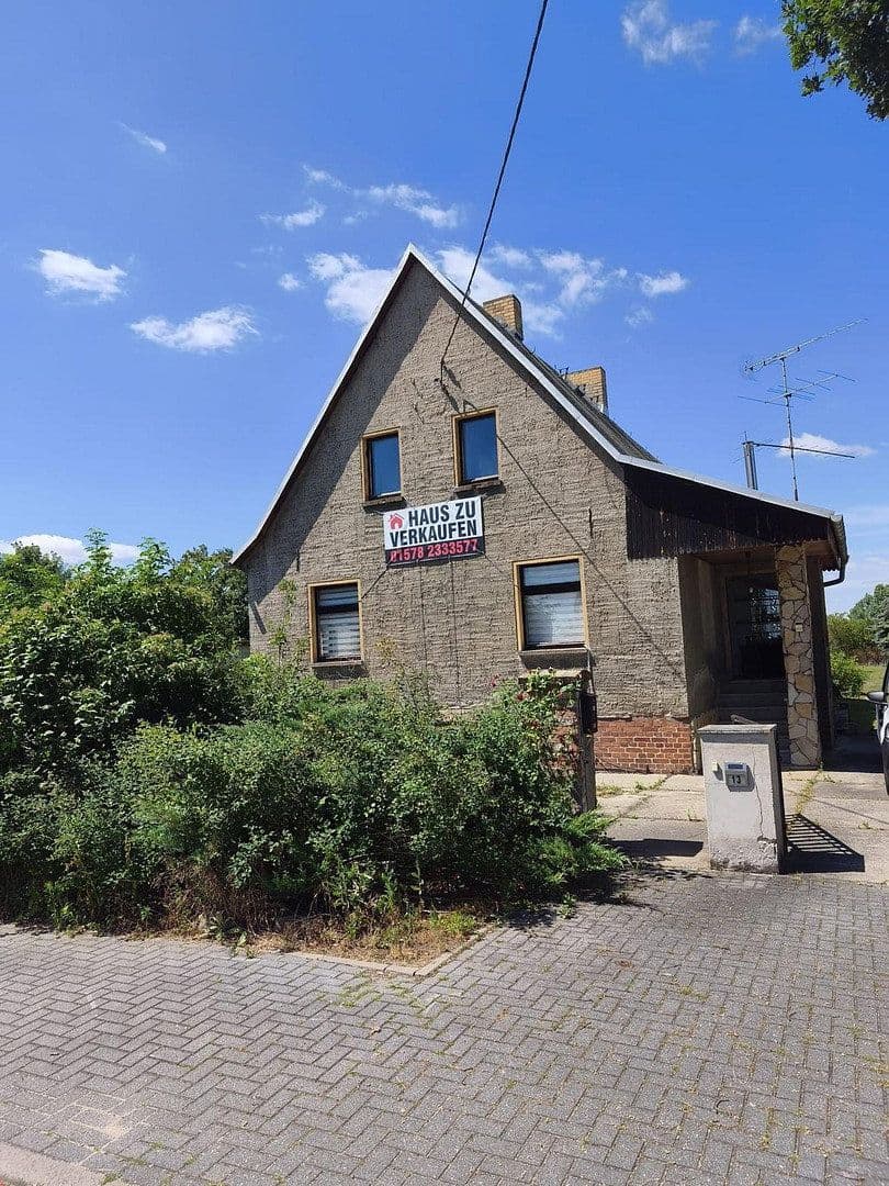 Prodej domu 160 m², pozemek 2.840 m², Südliches Anhalt, Sasko-Anhaltsko Prodej domu 160 m², pozemek 2.840 m², Südliches Anhalt, Sasko-Anhaltsko