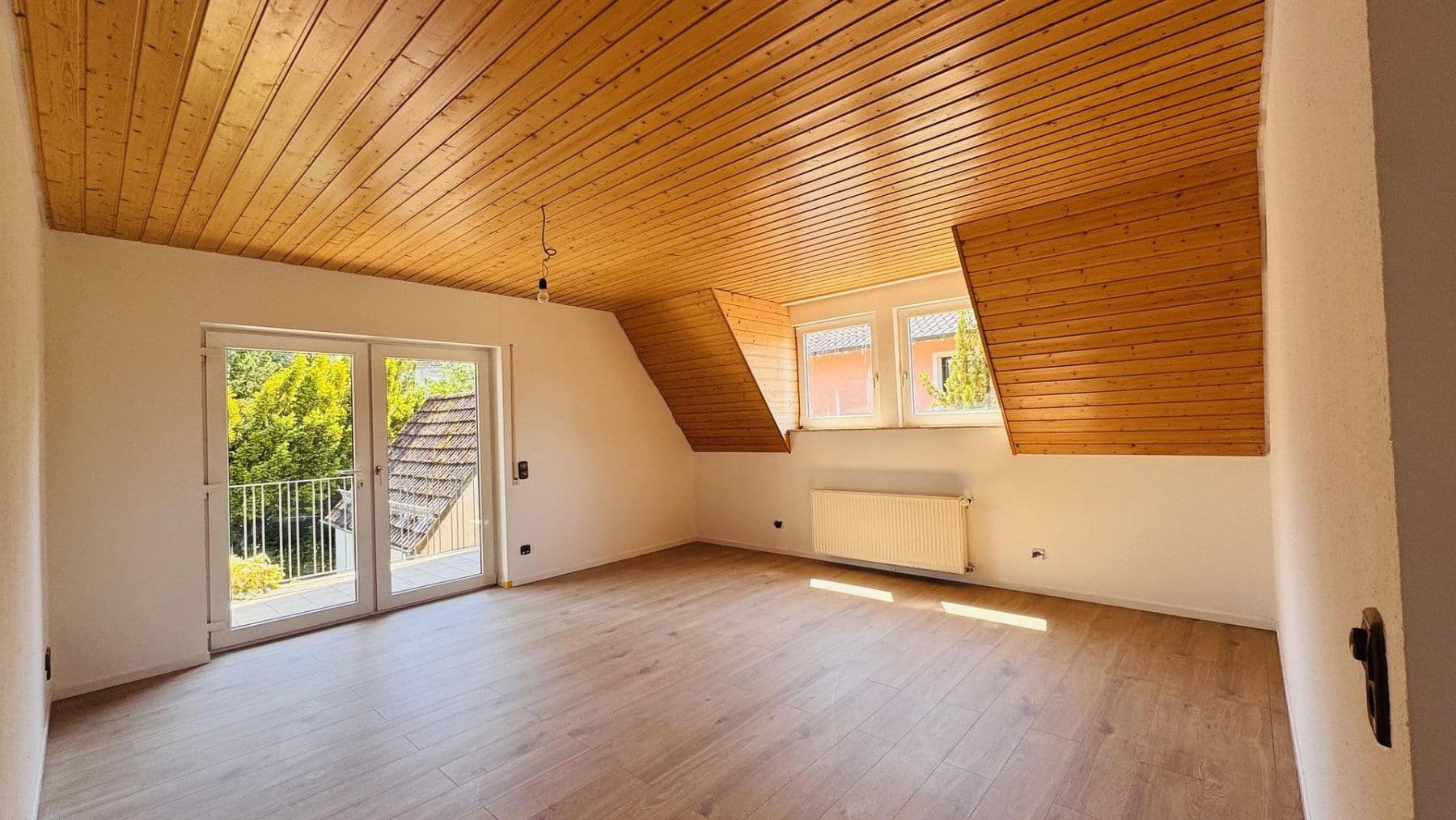 Prodej domu 176 m², pozemek 563 m², Nicolaus-Zech-Str. 38, Coburg, Bavorsko Prodej domu 176 m², pozemek 563 m², Nicolaus-Zech-Str. 38, Coburg, Bavorsko