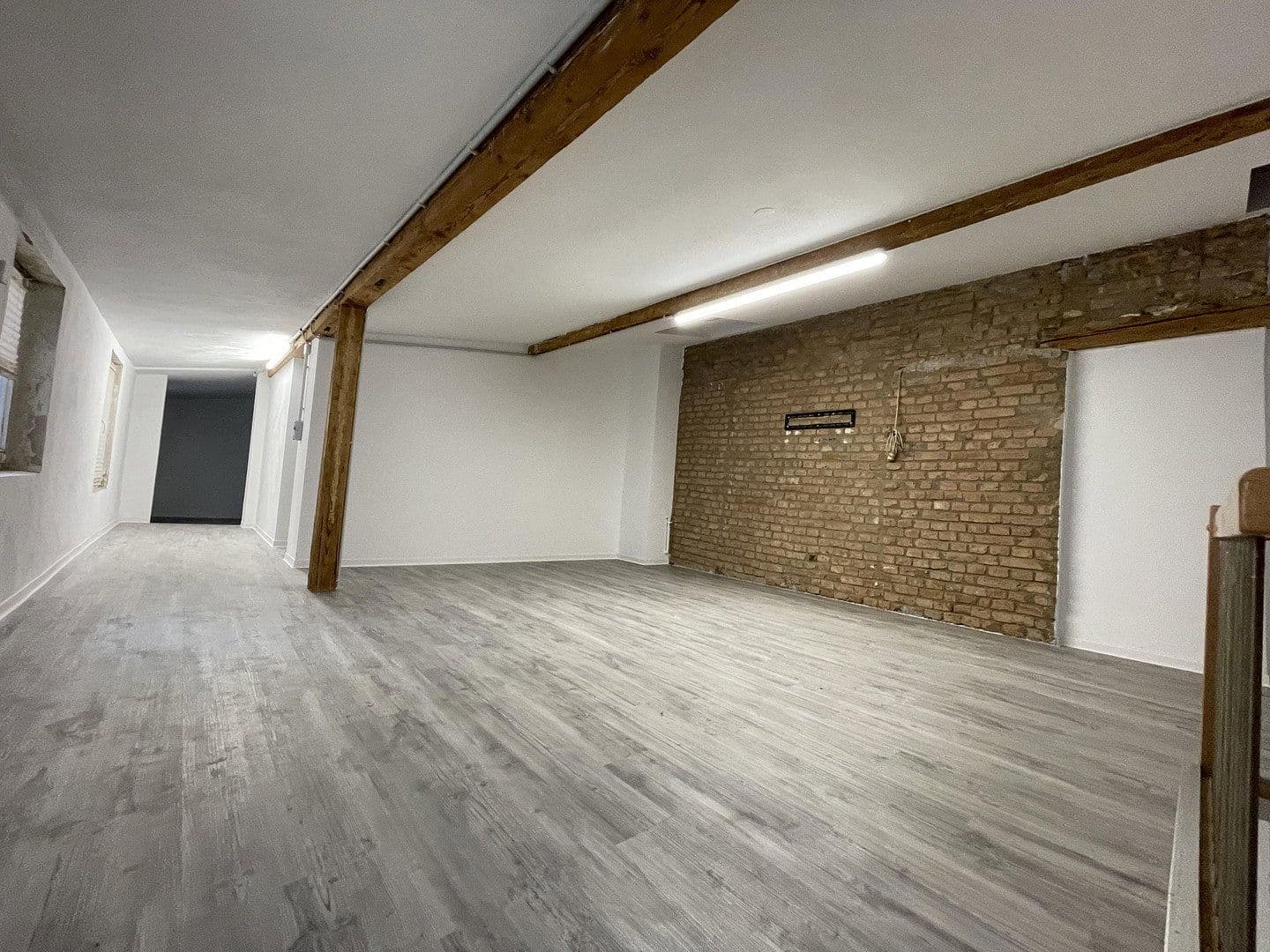Pronájem nebytového prostoru 85 m², Königsteiner Straße 30, Frankfurt, Hessen Pronájem nebytového prostoru 85 m², Königsteiner Straße 30, Frankfurt, Hessen