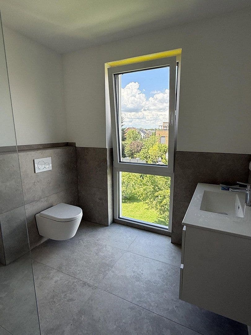 Pronájem bytu 3+1 91 m², Schloß Holte-Stukenbrock, Severní Porýní-Vestfálsko Pronájem bytu 3+1 91 m², Schloß Holte-Stukenbrock, Severní Porýní-Vestfálsko