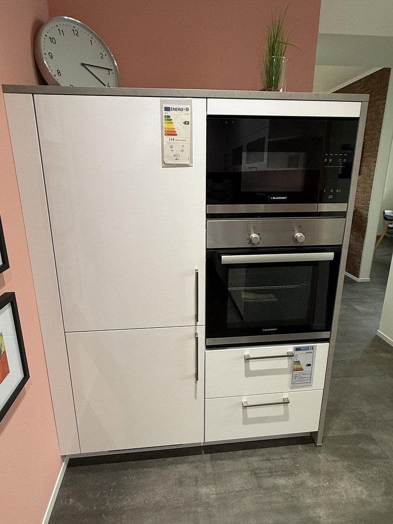 Pronájem bytu 3+1 91 m², Schloß Holte-Stukenbrock, Severní Porýní-Vestfálsko Pronájem bytu 3+1 91 m², Schloß Holte-Stukenbrock, Severní Porýní-Vestfálsko