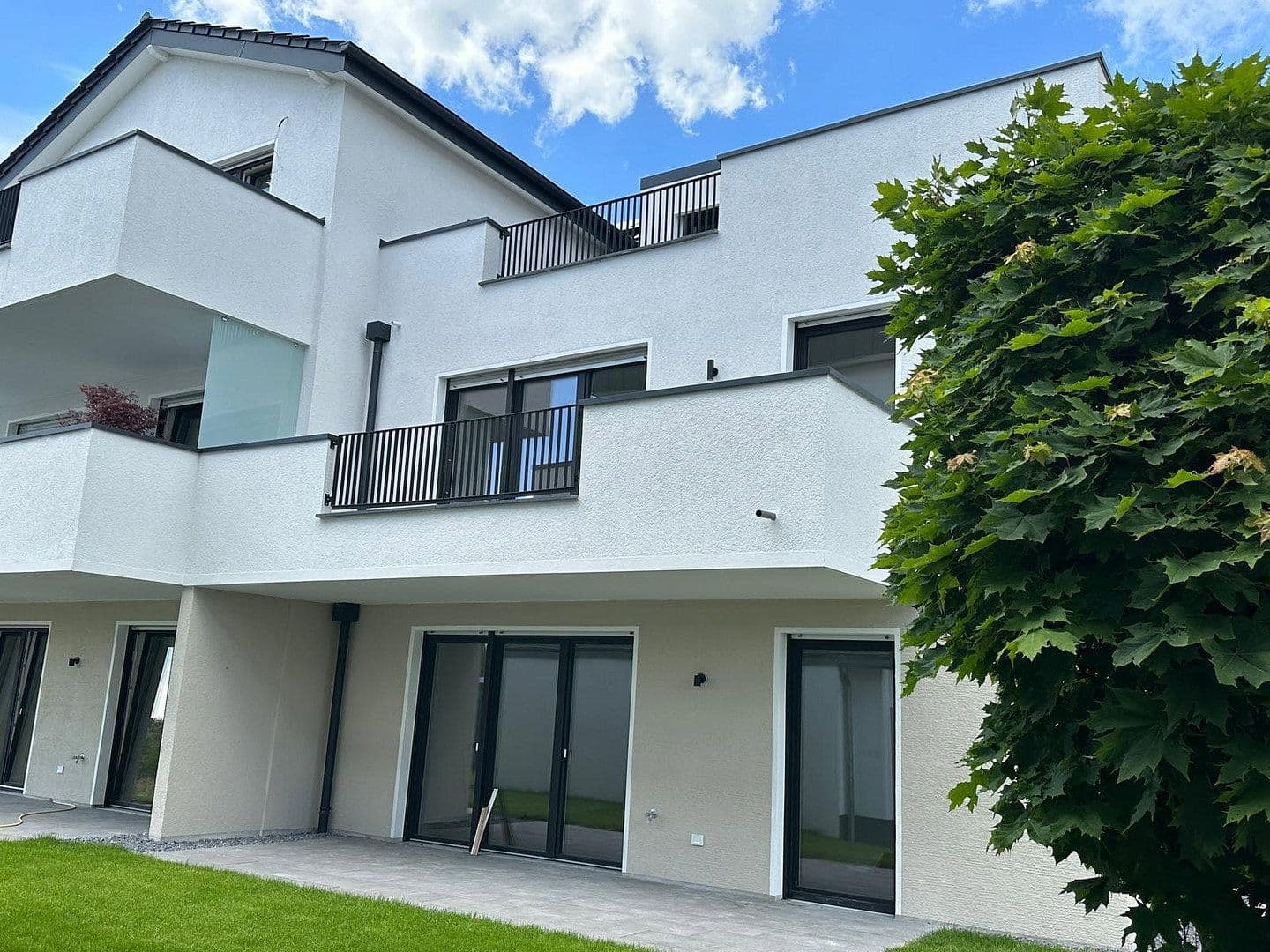 Pronájem bytu 3+1 91 m², Schloß Holte-Stukenbrock, Severní Porýní-Vestfálsko Pronájem bytu 3+1 91 m², Schloß Holte-Stukenbrock, Severní Porýní-Vestfálsko