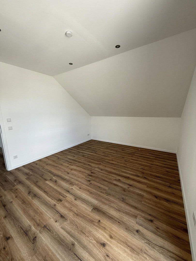 Pronájem bytu 3+1 91 m², Schloß Holte-Stukenbrock, Severní Porýní-Vestfálsko Pronájem bytu 3+1 91 m², Schloß Holte-Stukenbrock, Severní Porýní-Vestfálsko