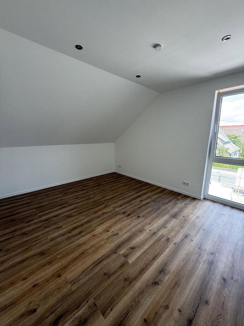 Pronájem bytu 3+1 91 m², Schloß Holte-Stukenbrock, Severní Porýní-Vestfálsko Pronájem bytu 3+1 91 m², Schloß Holte-Stukenbrock, Severní Porýní-Vestfálsko