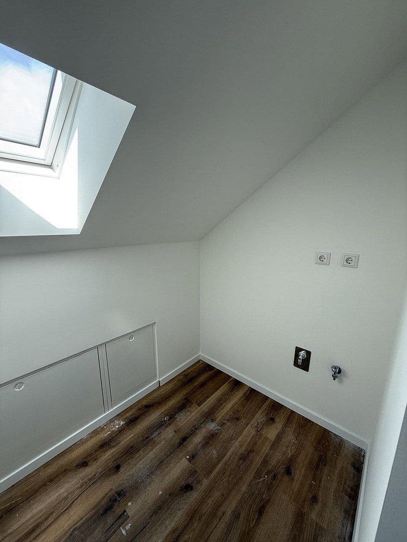 Pronájem bytu 3+1 91 m², Schloß Holte-Stukenbrock, Severní Porýní-Vestfálsko Pronájem bytu 3+1 91 m², Schloß Holte-Stukenbrock, Severní Porýní-Vestfálsko