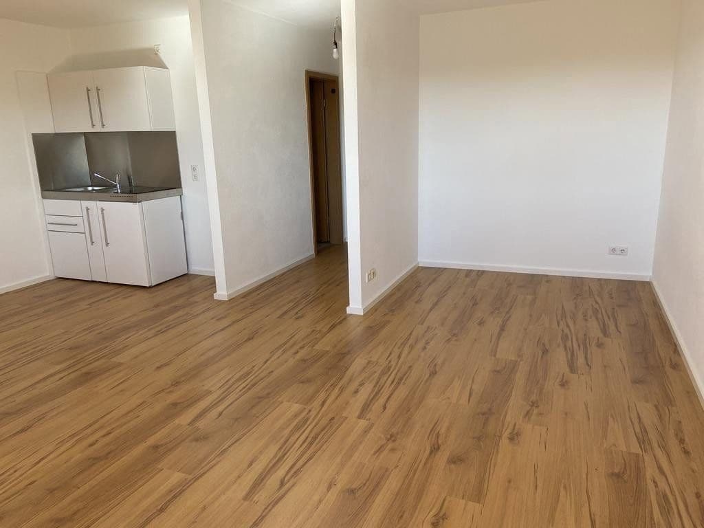 Pronájem bytu 1+1 38 m², Enoch-Widman-Straße 88, Hof, Bavorsko Pronájem bytu 1+1 38 m², Enoch-Widman-Straße 88, Hof, Bavorsko