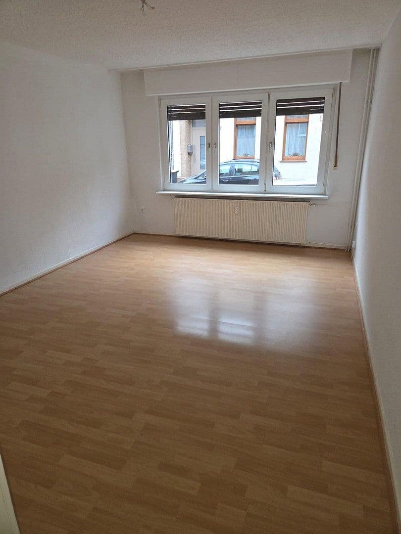Pronájem bytu 2+1 53 m², Duisburg, Severní Porýní-Vestfálsko Pronájem bytu 2+1 53 m², Duisburg, Severní Porýní-Vestfálsko